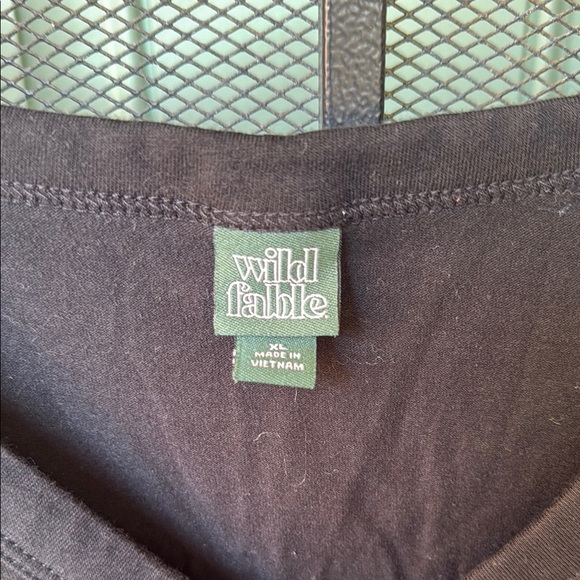 Wild Fable V-Neck Crop Top - Picture 2 of 3